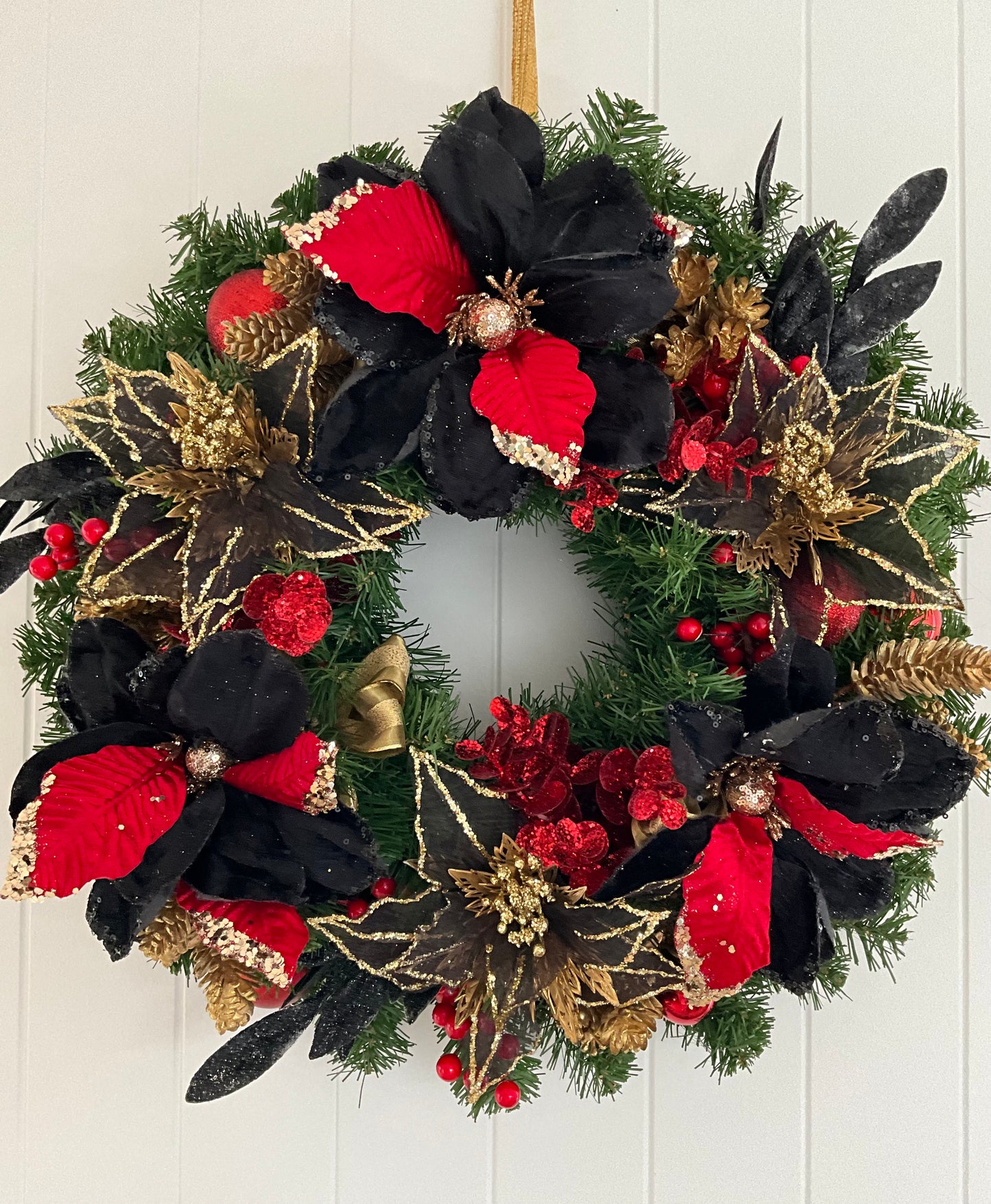 Black Red Wreath