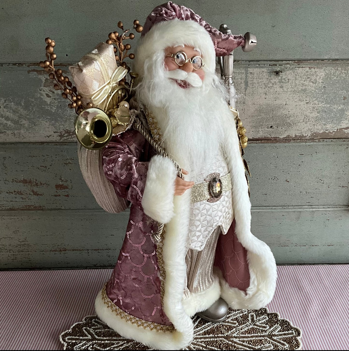 Mauve Gold Musical Santa