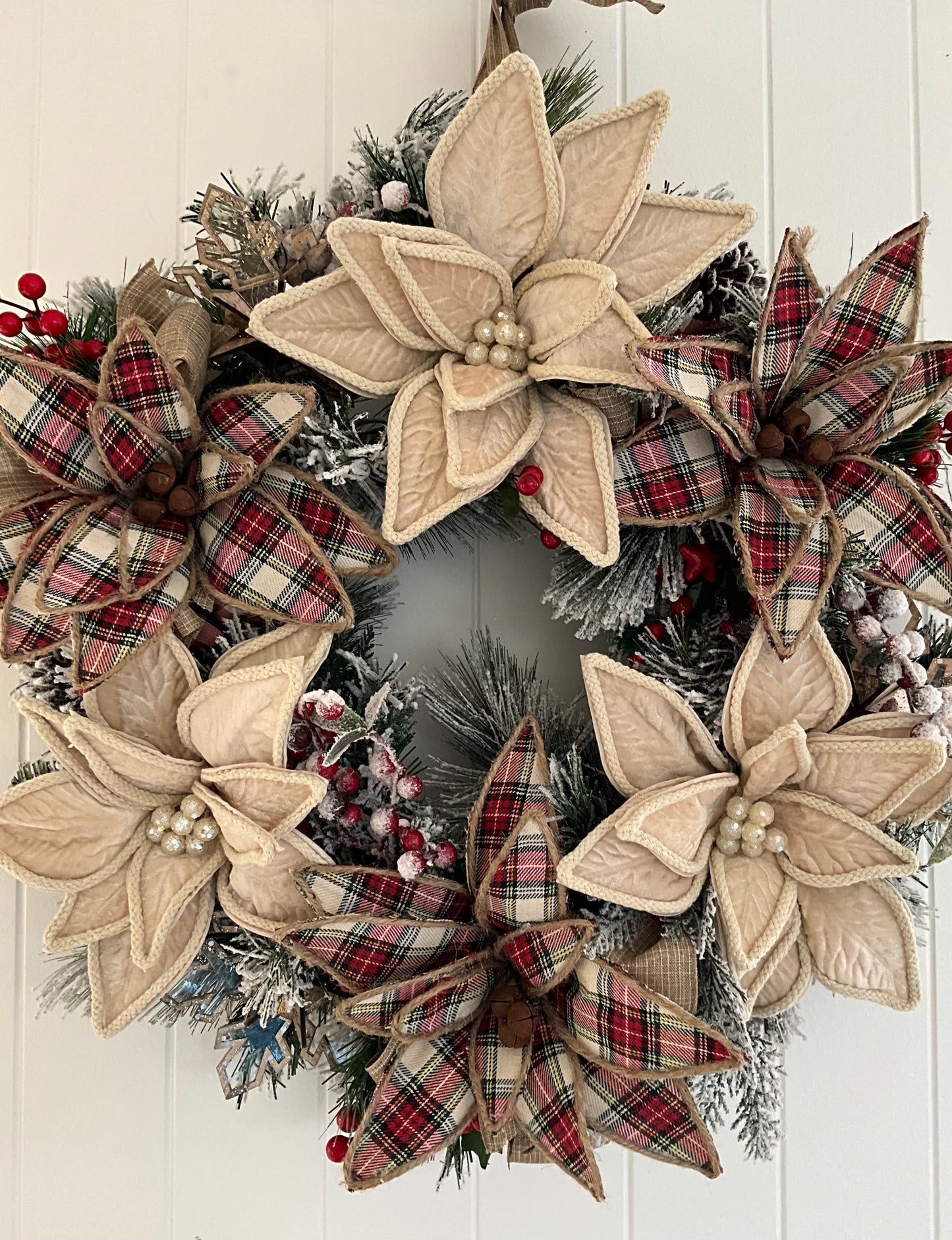 Tartan Ivory Wreath