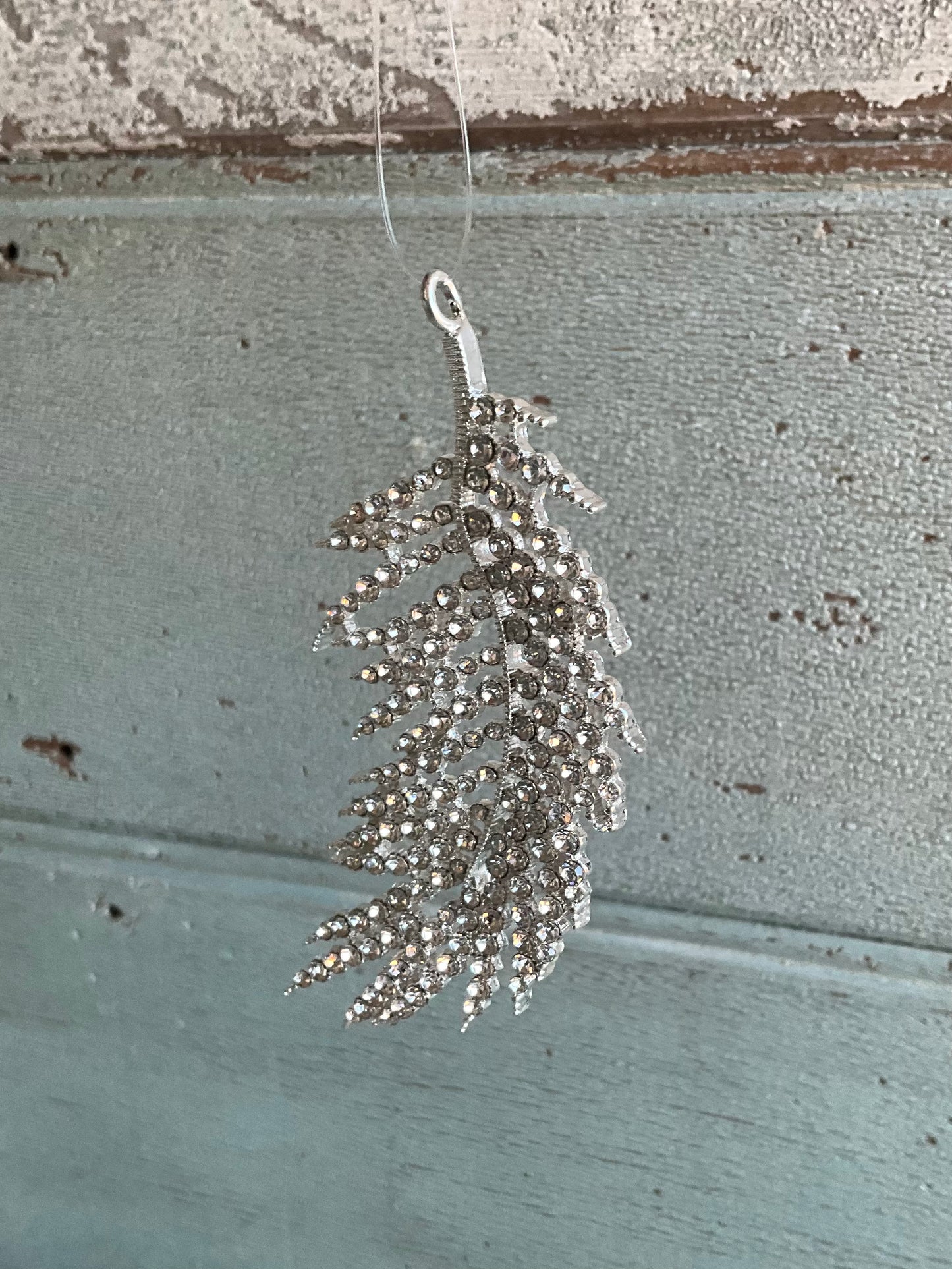 Crystal Leaf Deco