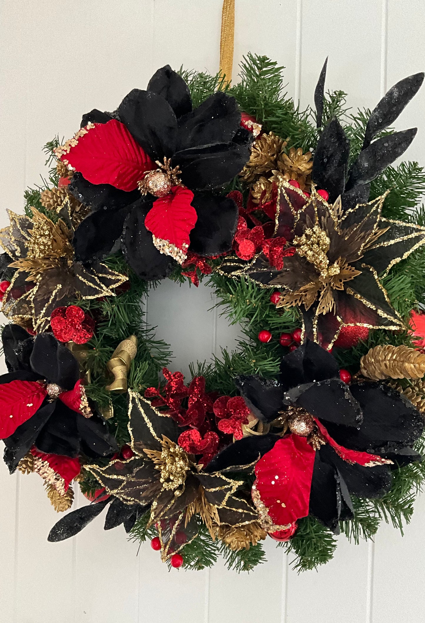 Black Red Wreath