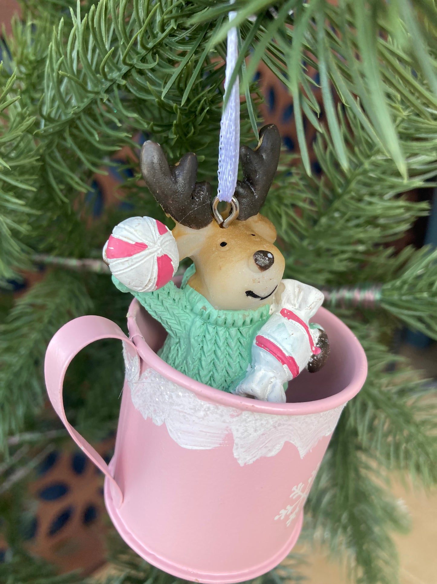 Coffee Cup Reindeer Deco