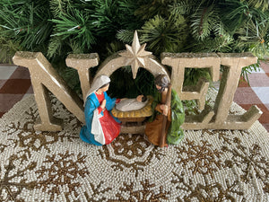 Noel Holy Family
