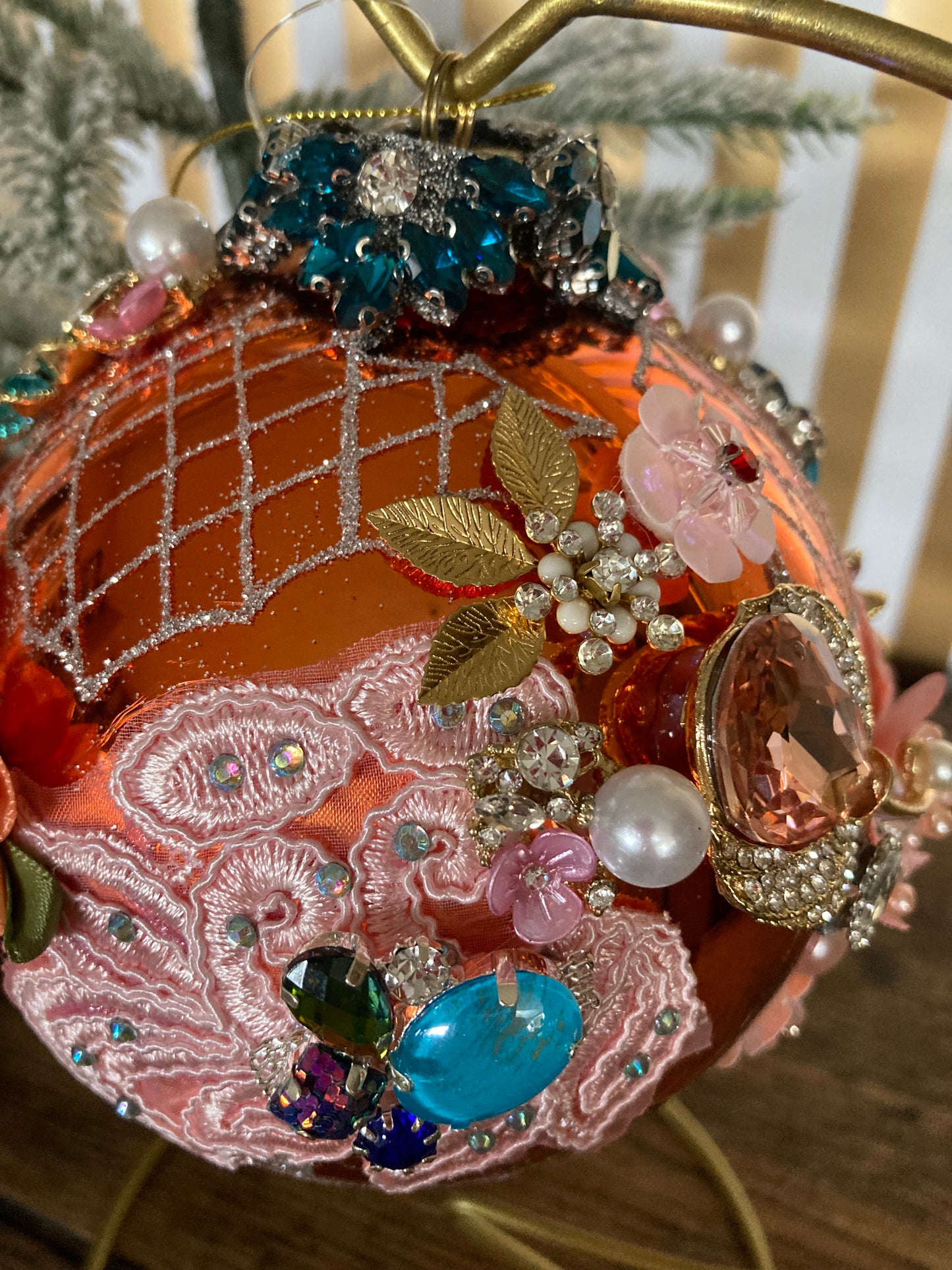 Kings Jewel Orange Ball