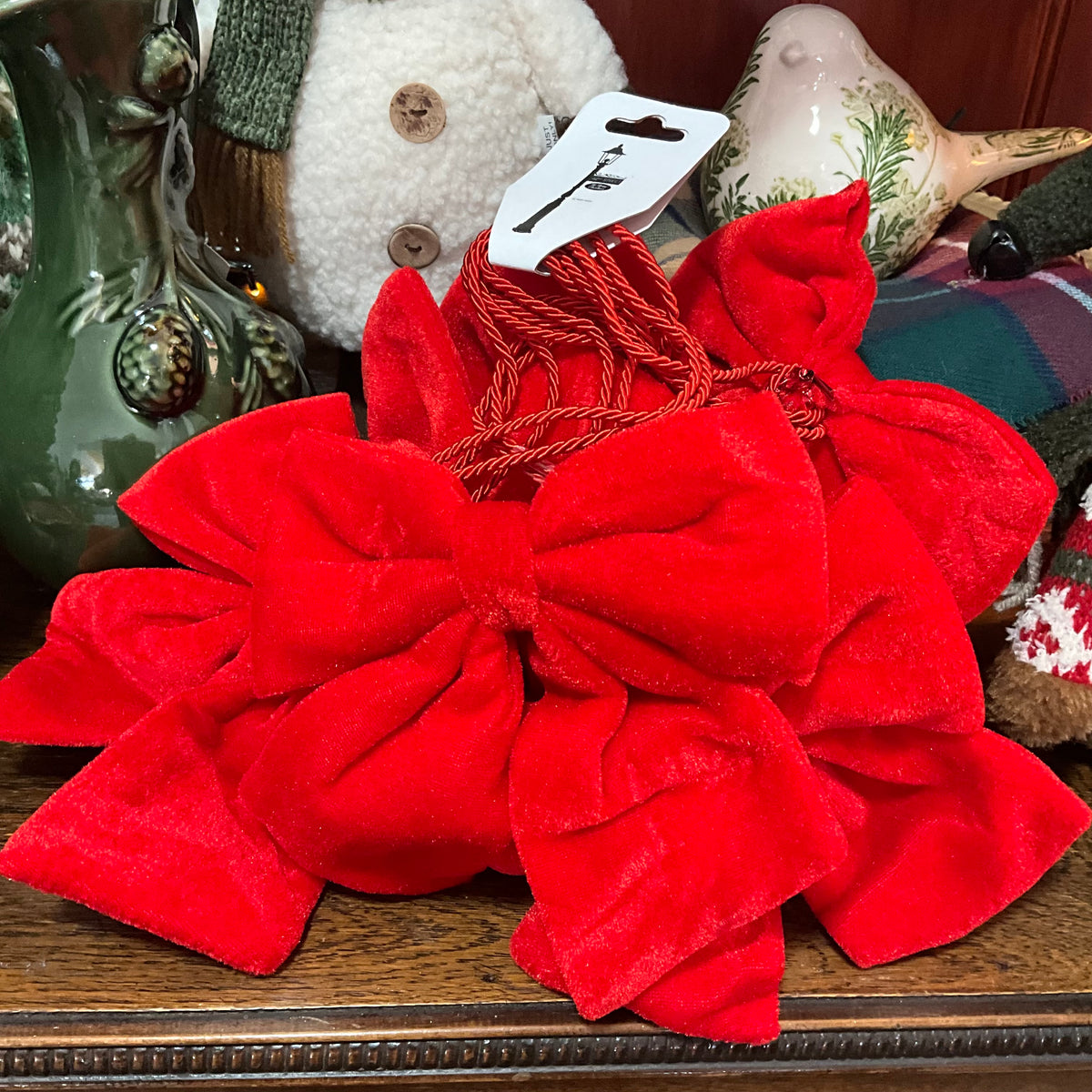 Red Bow Garland