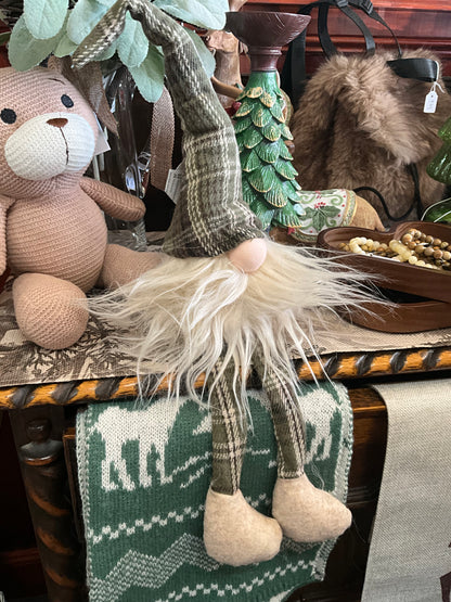 Moss Gnome Dangly Legs