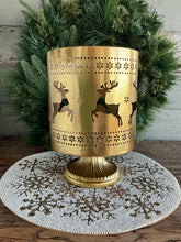 Load image into Gallery viewer, Candle Holder Reindeer