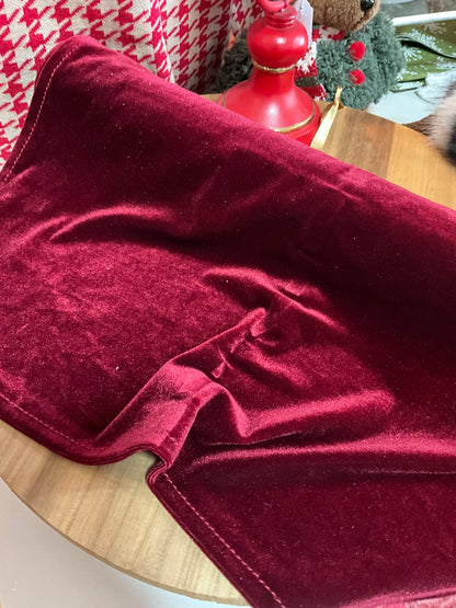 Red Wine Velvet Runner