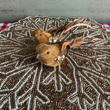Load image into Gallery viewer, Gold Feather Bird