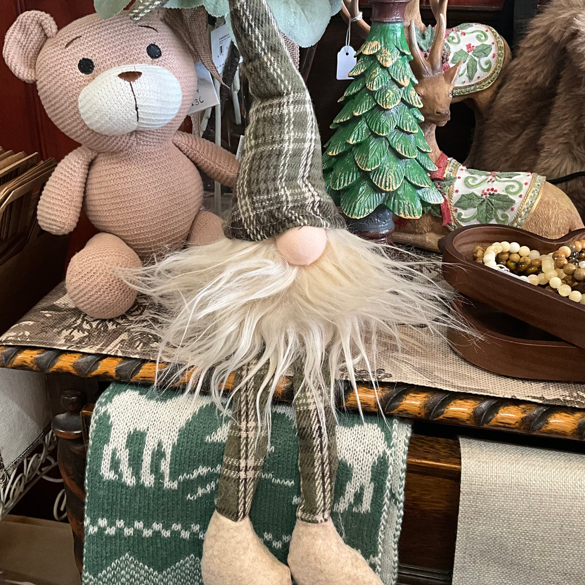 Moss Gnome Dangly Legs