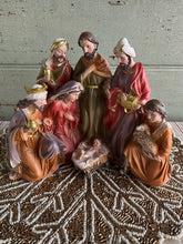 Load image into Gallery viewer, Pastel Nativity