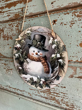 Load image into Gallery viewer, Snowman Sign