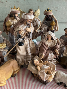 Elegant Nativity