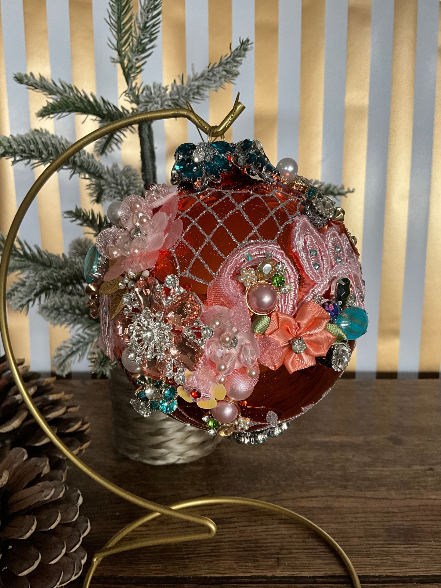 Kings Jewel Orange Ball