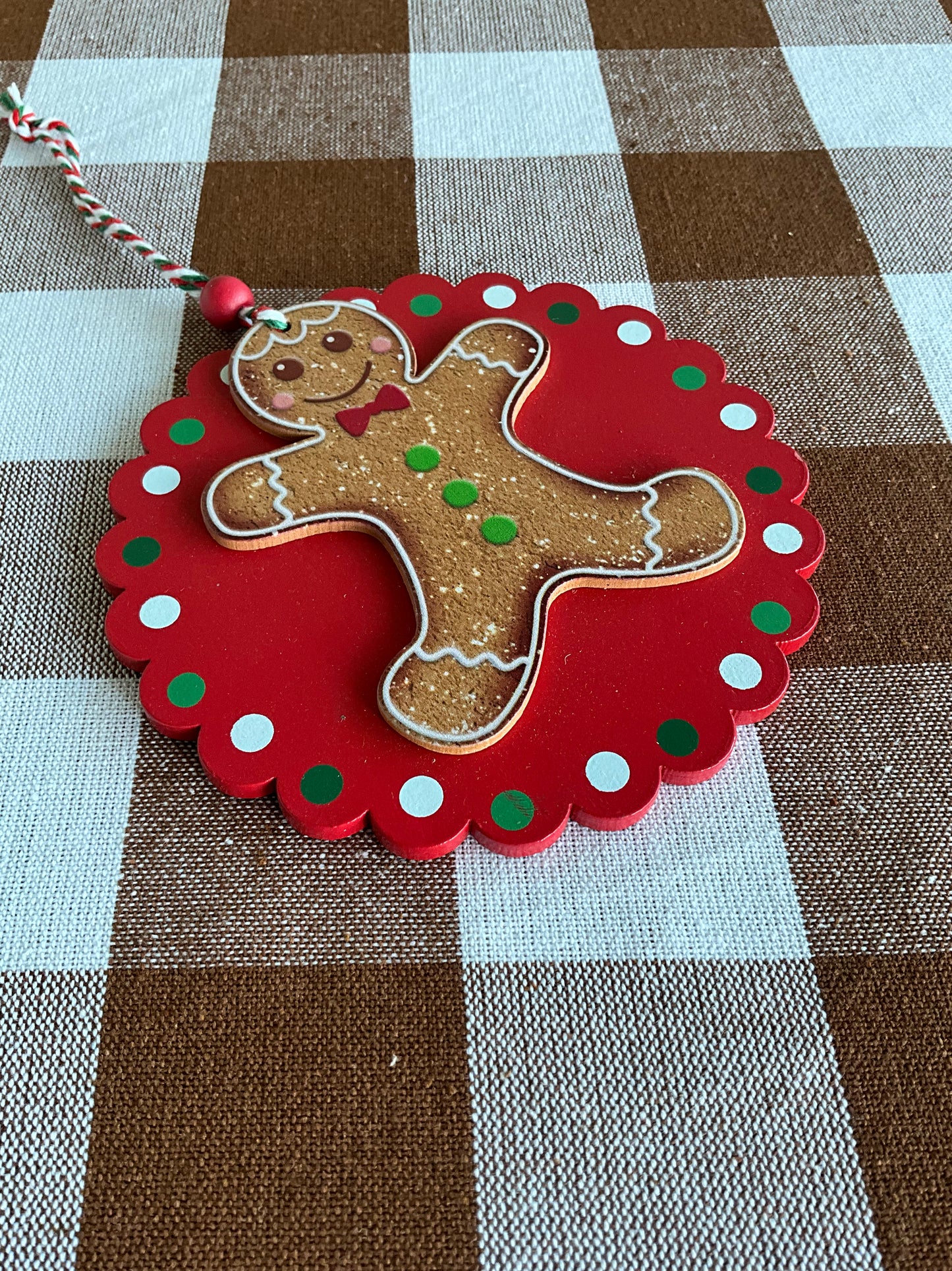 Wood Gingerbread Deco