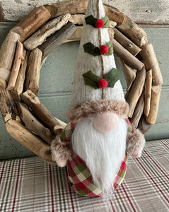 Nordic Sitting Gnome