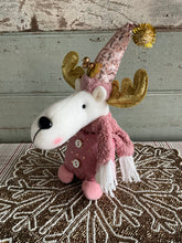 Load image into Gallery viewer, Pink Gold Moose