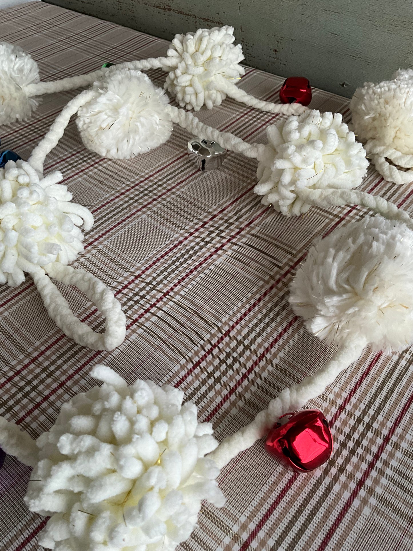 Pompom Bell Garland