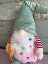 Load image into Gallery viewer, Pastel Gnome With Star