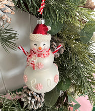 Load image into Gallery viewer, Peppermint Snowman RAZ A