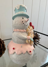 Load image into Gallery viewer, Pastel Snowman Gingerbread