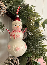 Load image into Gallery viewer, Peppermint Snowman RAZ A