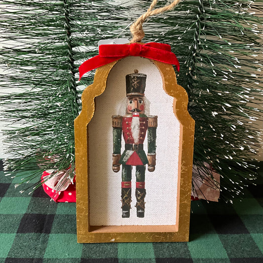 Green Nutcracker Frame RAZ