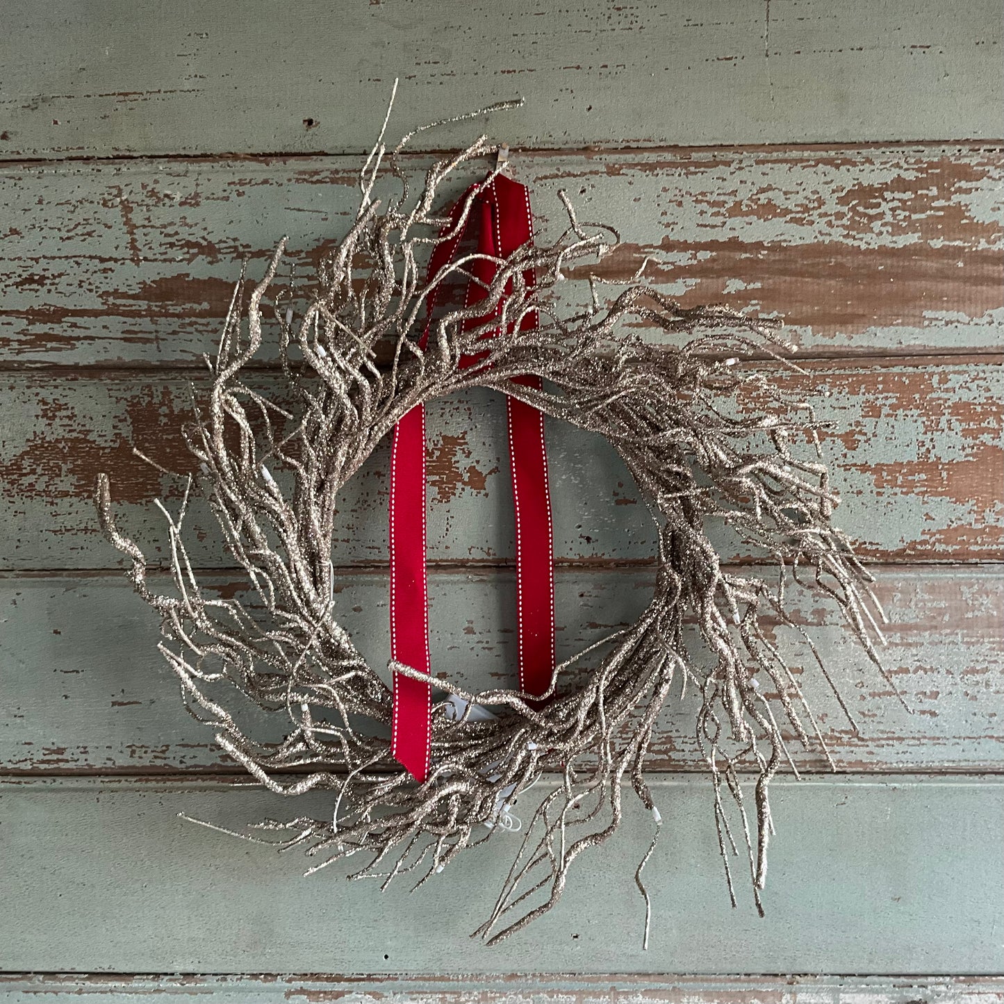 Gold Twig Wreath LED