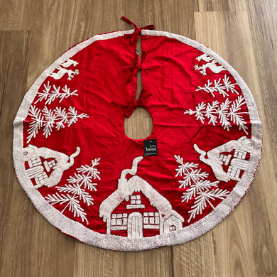 Red White Embroidered Tree Skirt