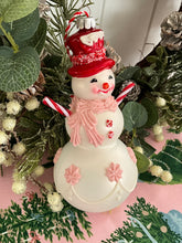 Load image into Gallery viewer, Peppermint Snowman RAZ B