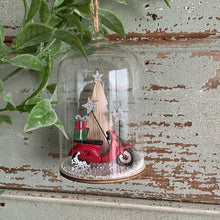 Load image into Gallery viewer, Glass Vespa Deco