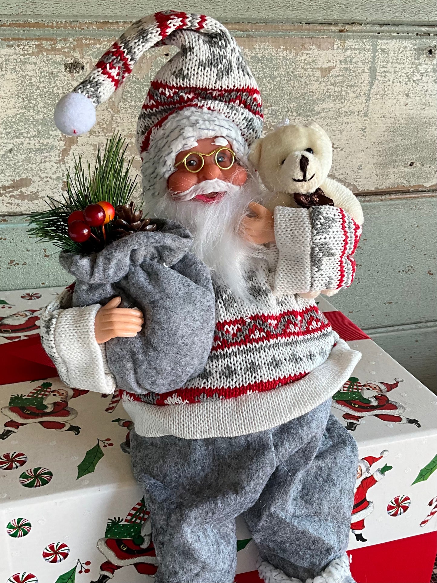 Sitting Nordic Santa