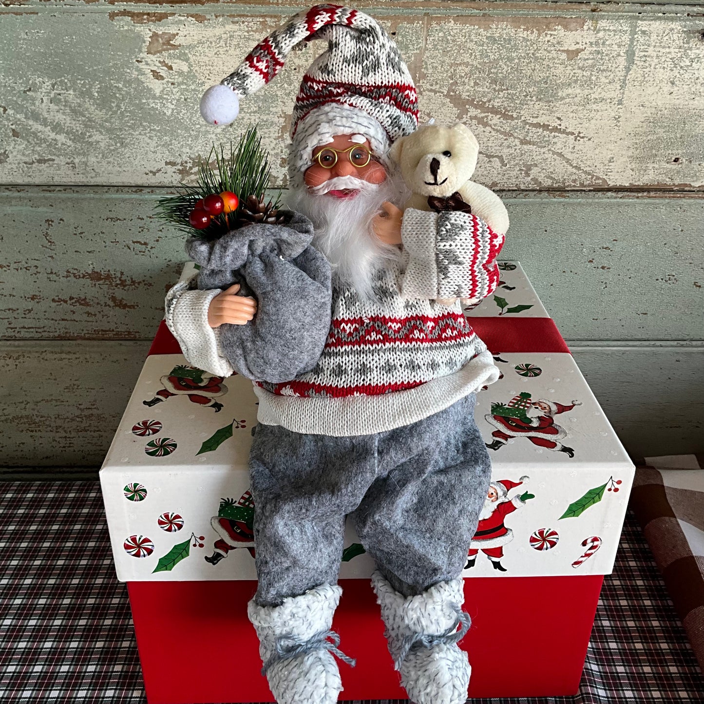 Sitting Nordic Santa