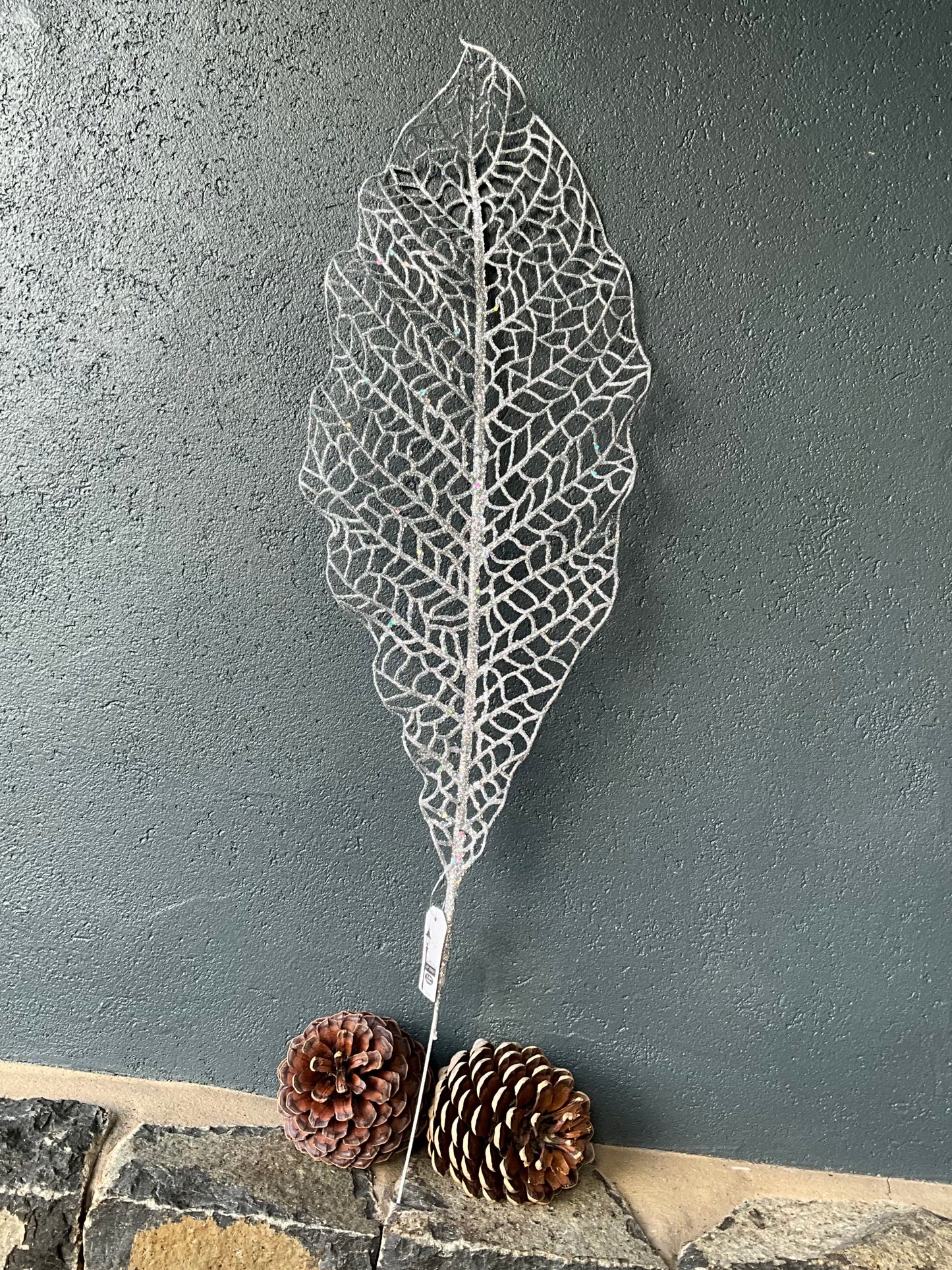 Silver Mesh Palm Leaf