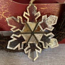 Load image into Gallery viewer, Antique Style Snowflake