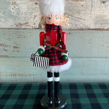 Load image into Gallery viewer, Nutcracker Woman