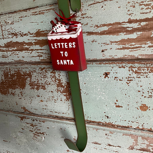 Wreath Hanger Mailbox Green