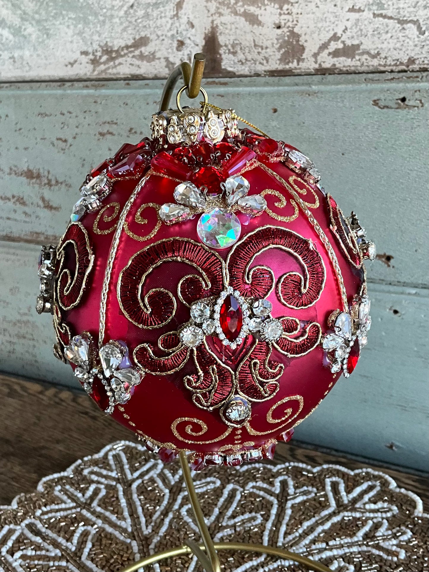 Kings Jewel Red Ball