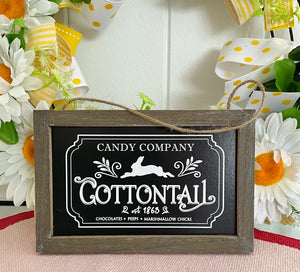 Cottontail Blackboard Deco