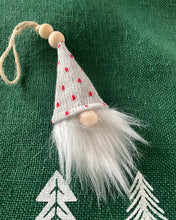 Load image into Gallery viewer, Gnome with Grey Hat