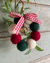 Load image into Gallery viewer, Felt Ball Wreath