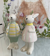 Load image into Gallery viewer, Set Porcelain Bunnies