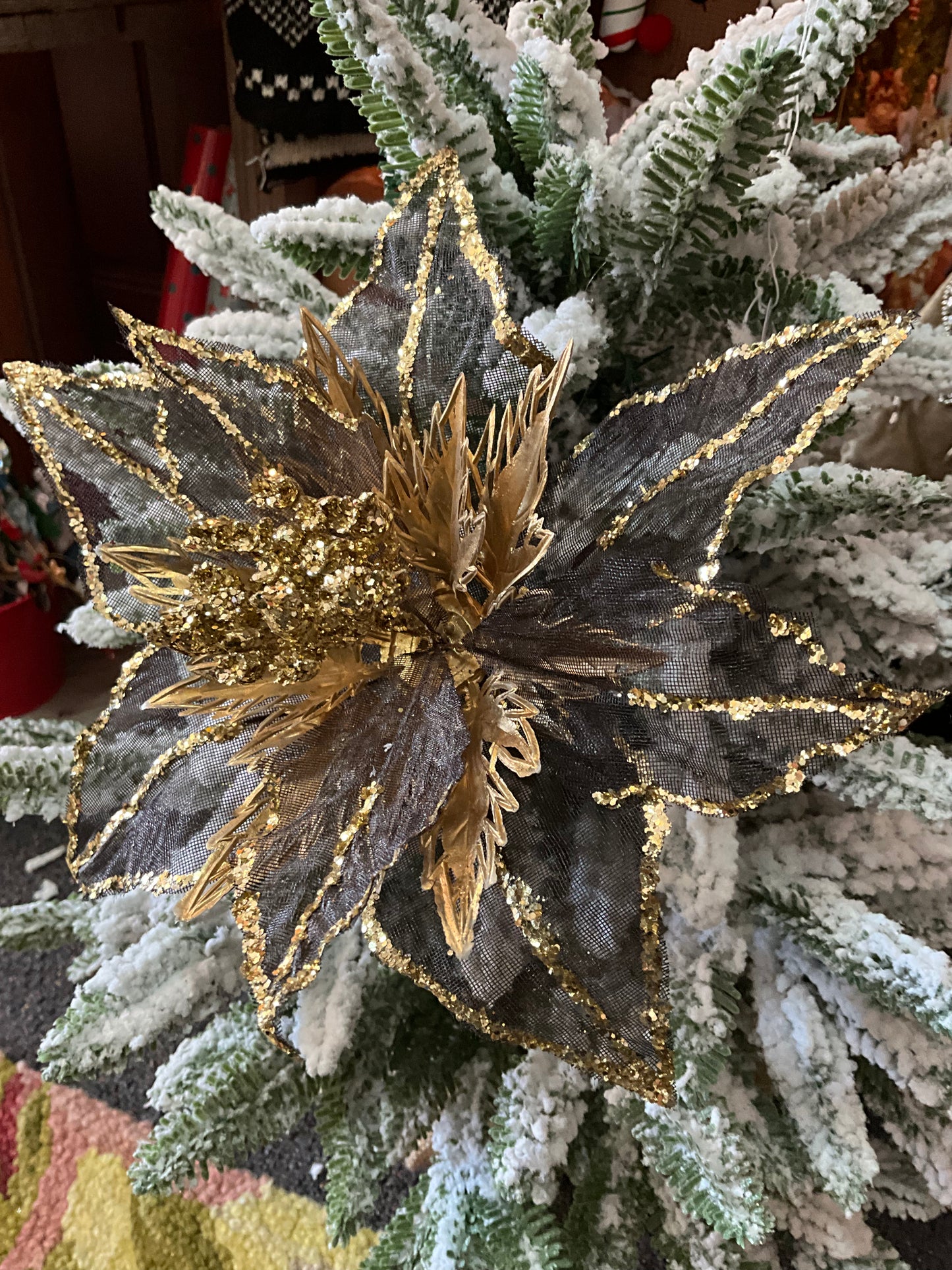 Metallic Gold Black Poinsettia