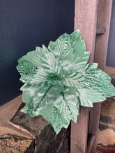 Load image into Gallery viewer, Mint Velvet Poinsettia