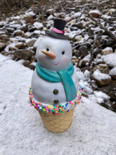 Load image into Gallery viewer, Icecream Cone Snowman