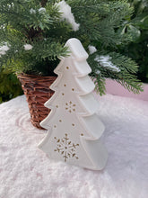 Load image into Gallery viewer, Ceramic Tree with Snowflake