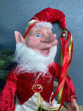 Load image into Gallery viewer, Green Red Smiling Elf