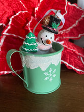 Load image into Gallery viewer, Coffee Cup with Snowman