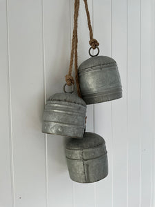 Metal Three Bell Hanger