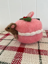 Load image into Gallery viewer, Mouse in Pink Macaron